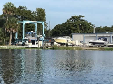 Florida Marinas Real Estate Specialist - Let us help you buy or sell your next Marinas Property