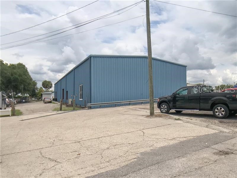 6.8 Acre Marina with 24 RV & Mobile Home Sites For Sale $7,250,000