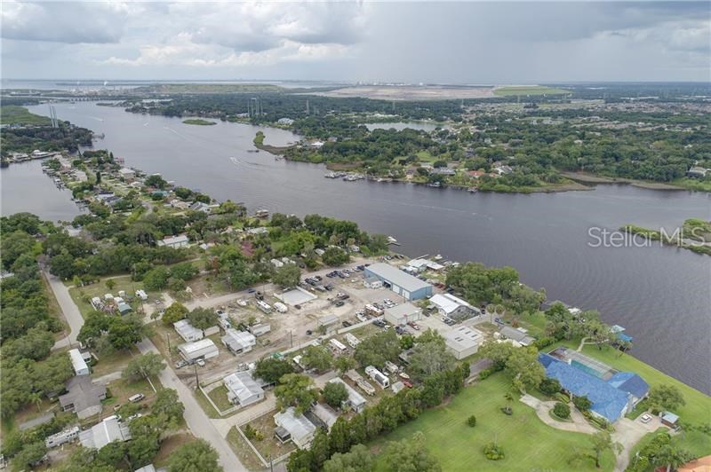 6.8 Acre Marina with 24 RV & Mobile Home Sites For Sale $7,250,000