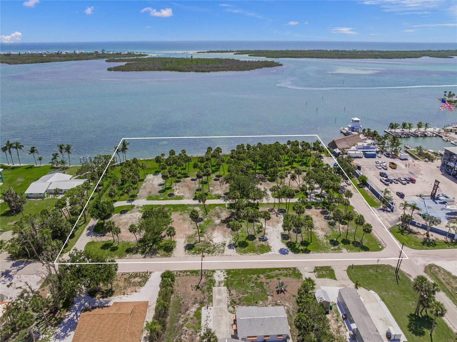 Old Waterfront MHP Perfect For Marina Conversion in Englewood, FL