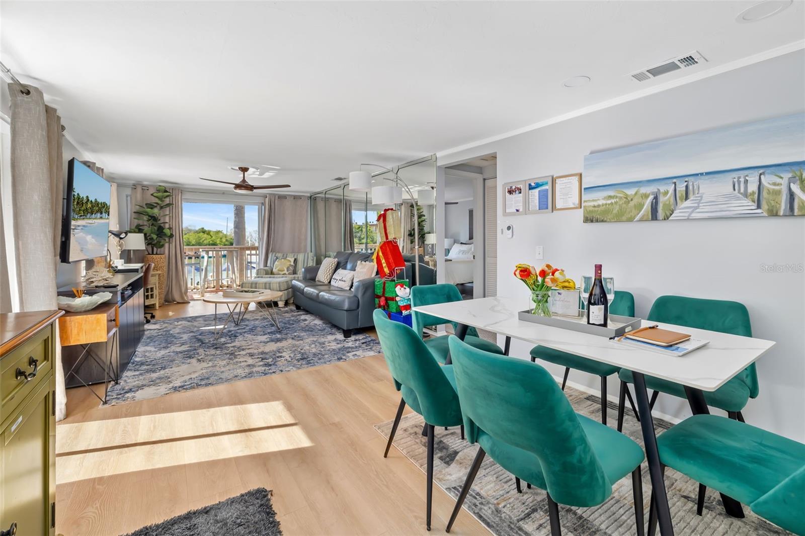 Siesta Key Waterfront 9 Unit Building + 8 Big Slips For Sale - $5,995,000 Siesta Key Waterfront 9 Unit Building + 8 Big Slips For Sale - $5,995,000